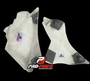 Fiberglass_side_panels_Yamaha_YZF_R1_2015